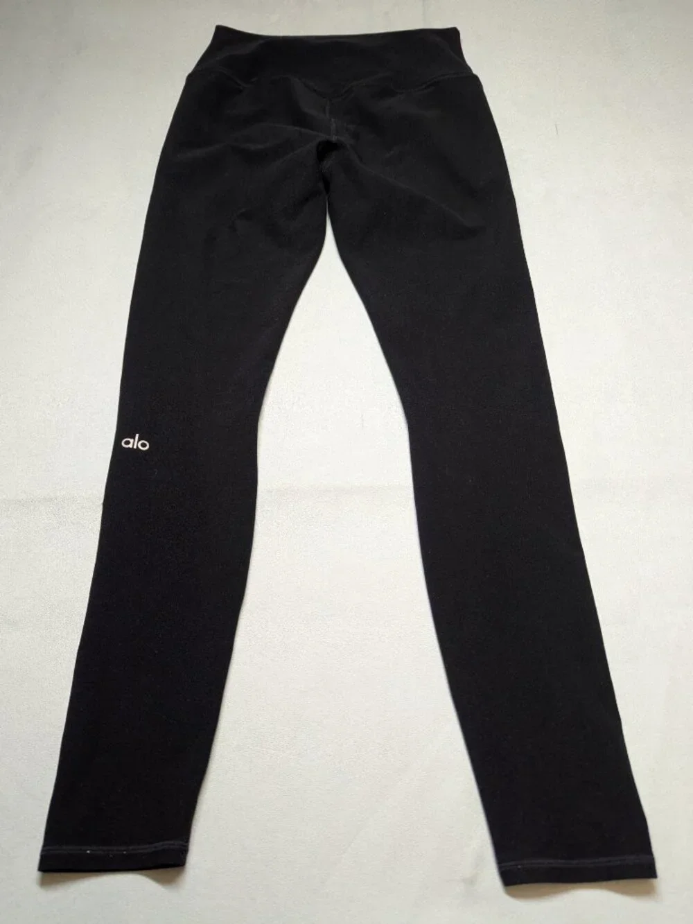 ALO Yoga Airlift 25